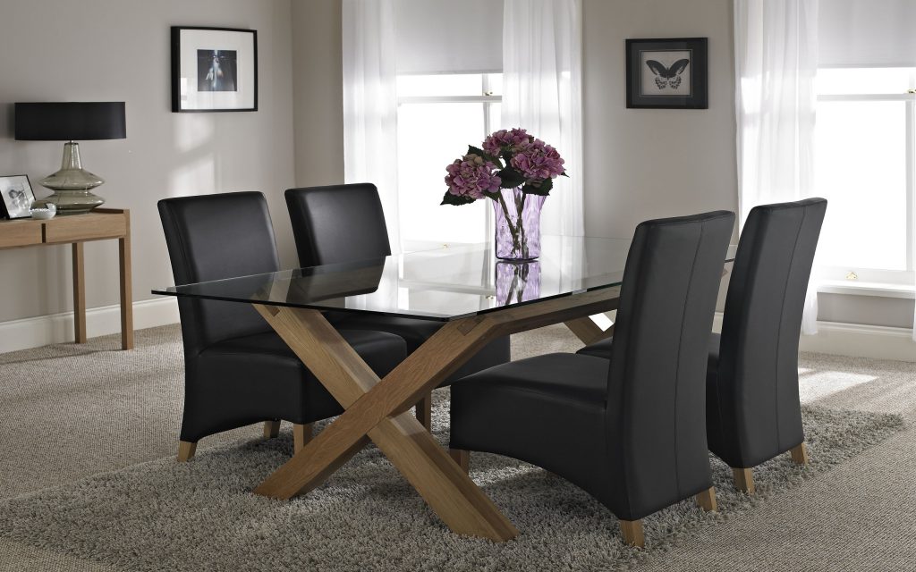 Glass Dining Tables Ing Guide, Best Chairs For Oak Dining Table